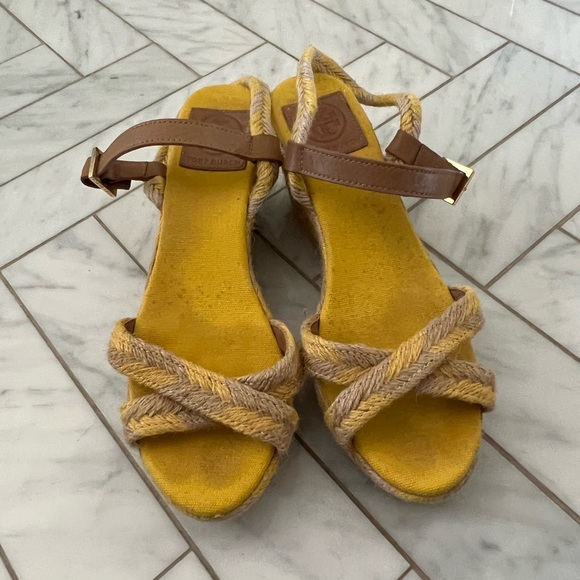 Tory Burch yellow and tan wedge sandals - Picture 3 of 8
